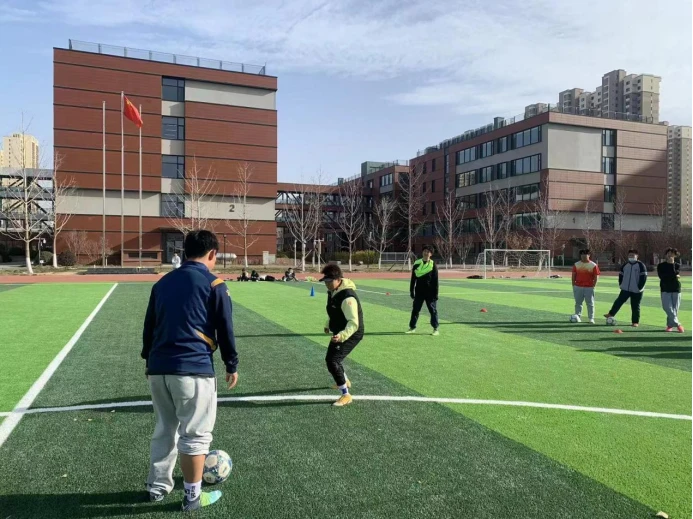 业余篮球爱好者应该怎样练习呼吸技巧?_1
